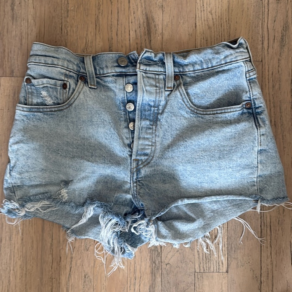 Levi’s Cutoff Shorts
